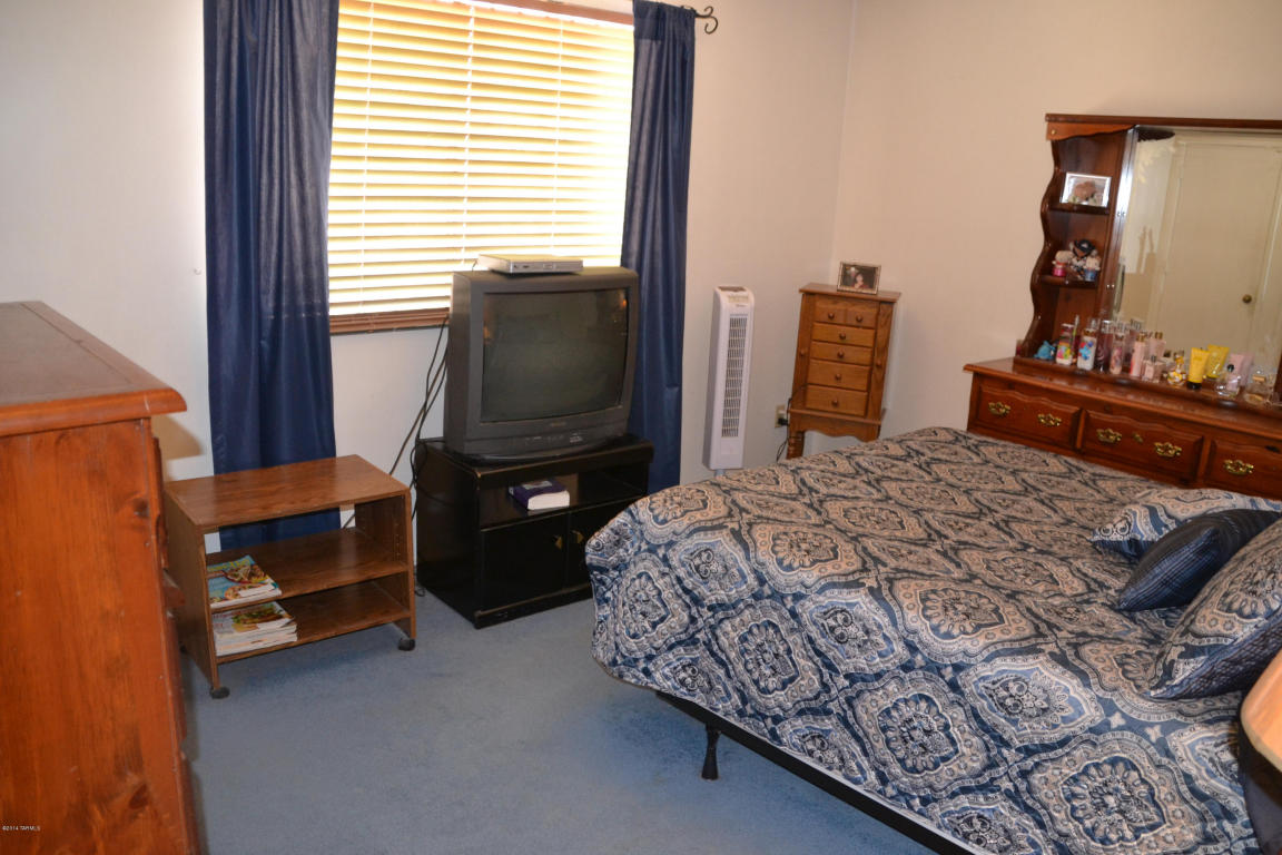 2002 E Honeysuckle St, Tucson, AZ 85706 photo 28