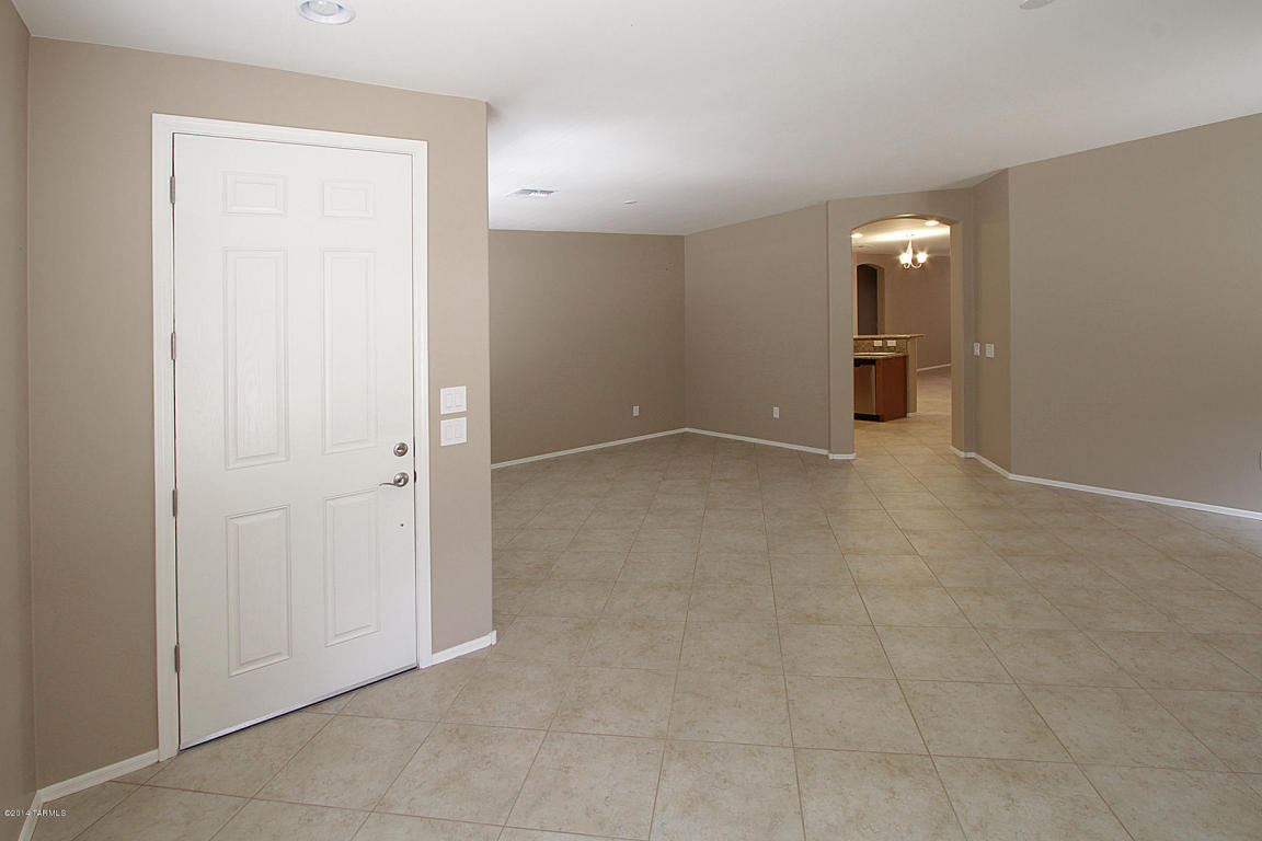 39 E Forrest Feezor St, Vail, AZ 85641 photo 4