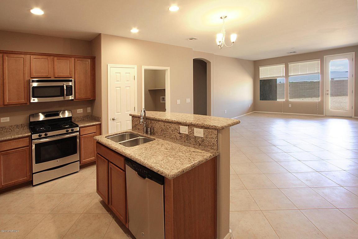 39 E Forrest Feezor St, Vail, AZ 85641 photo 7