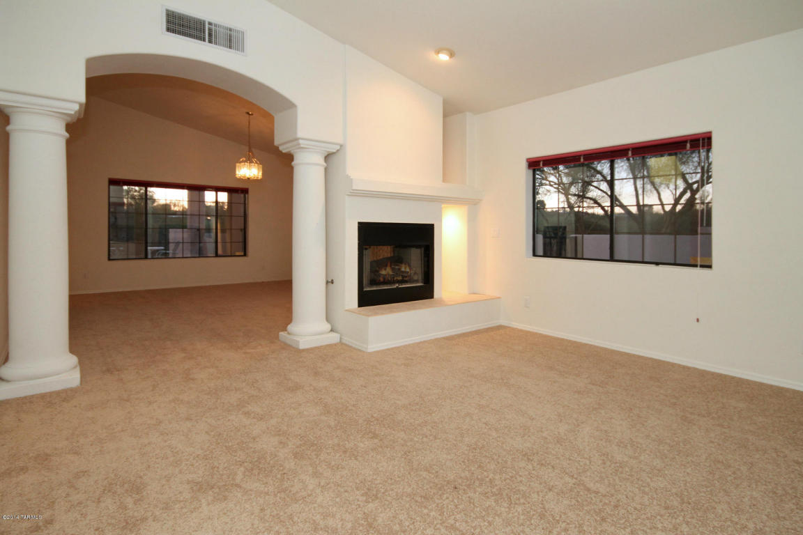 535 E Agave Dr, Tucson, AZ 85704 photo 3