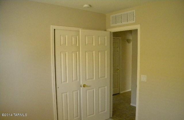 8511 E Sarnoff Ridge Loop, Tucson, AZ 85710 photo 16