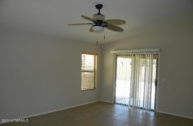 8511 E Sarnoff Ridge Loop, Tucson, AZ 85710 photo 5
