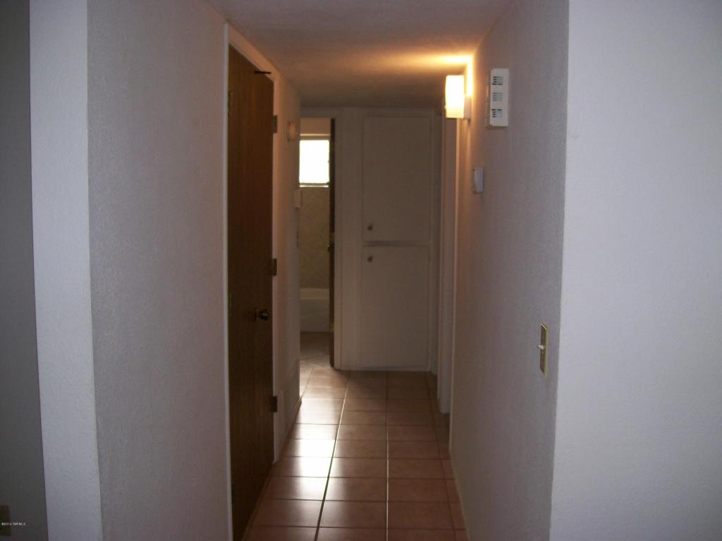 9391 E Walnut Tree Cir, Tucson, AZ 85749 photo 15