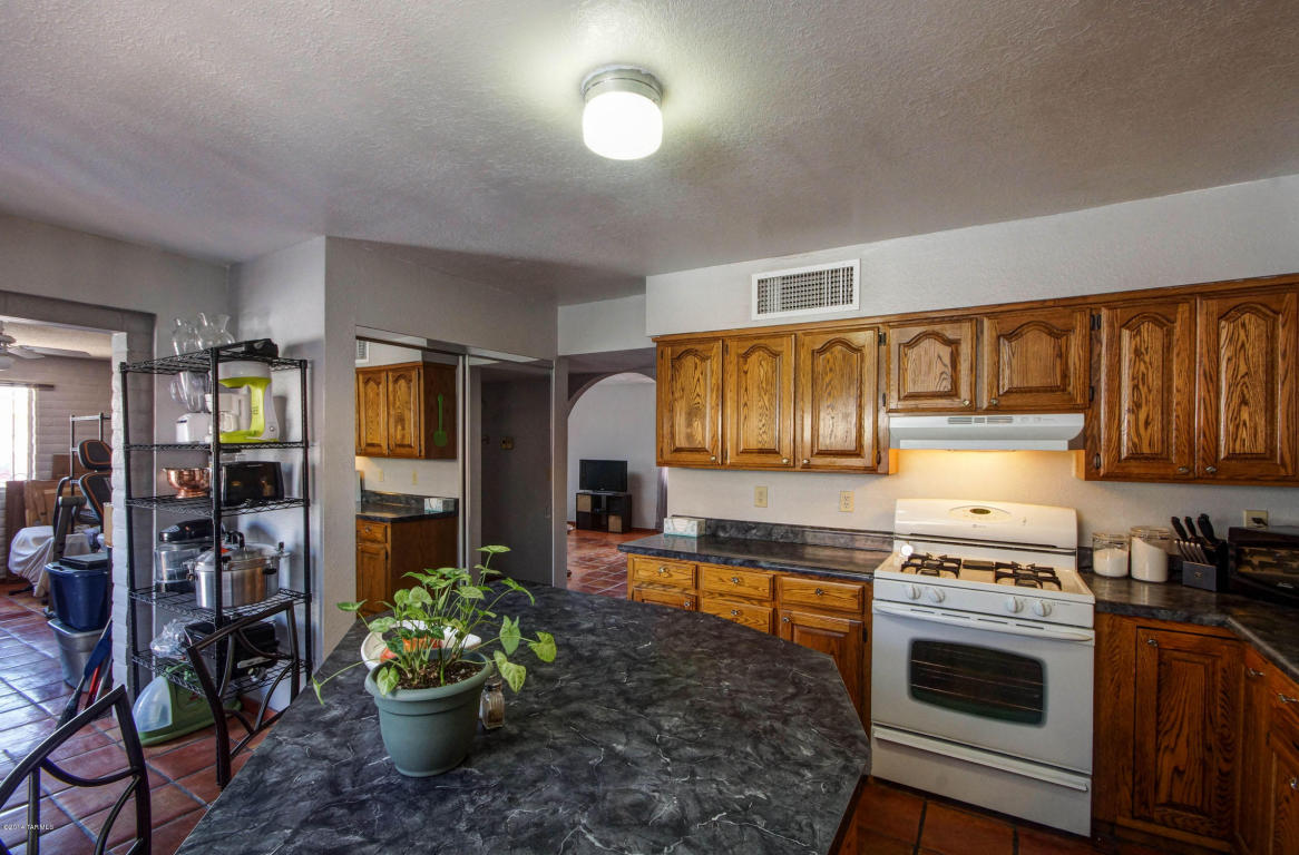 724 E Bantam Rd, Tucson, AZ 85706 photo 7