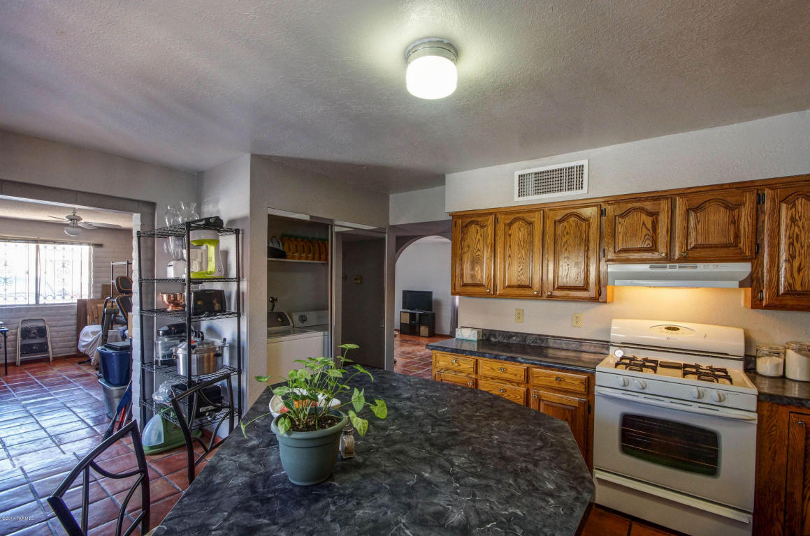 724 E Bantam Rd, Tucson, AZ 85706 photo 4