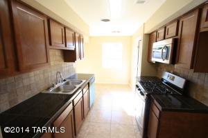 6242 E 27th St, Tucson, AZ 85711 photo 3