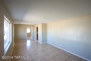 6242 E 27th St, Tucson, AZ 85711 photo 2