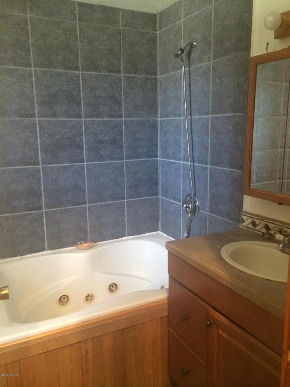 617 E Circle B Rd, Willcox, AZ 85643 photo 7