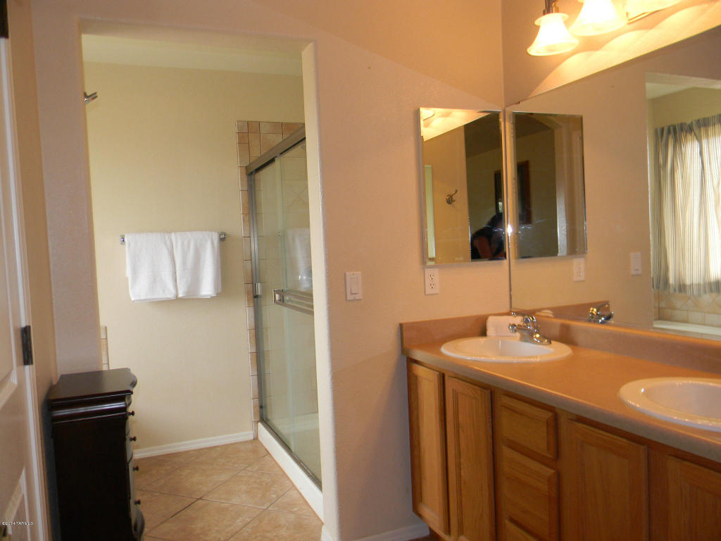 10558 E Oneil Rd, Hereford, AZ 85615 photo 12