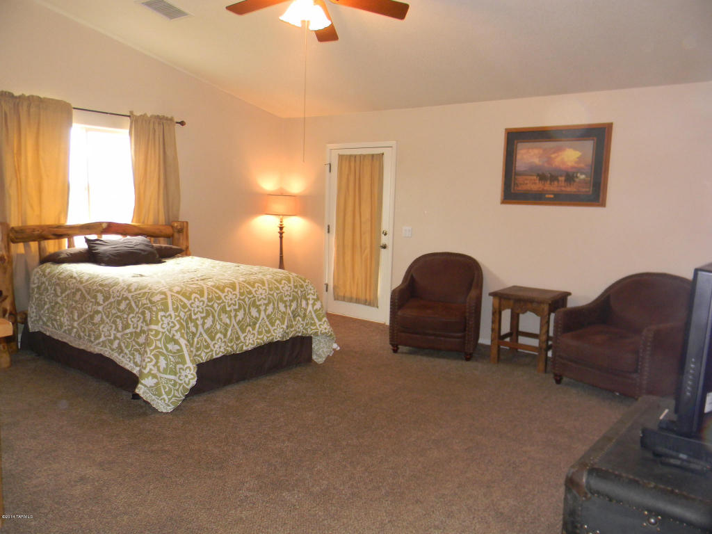 10558 E Oneil Rd, Hereford, AZ 85615 photo 10
