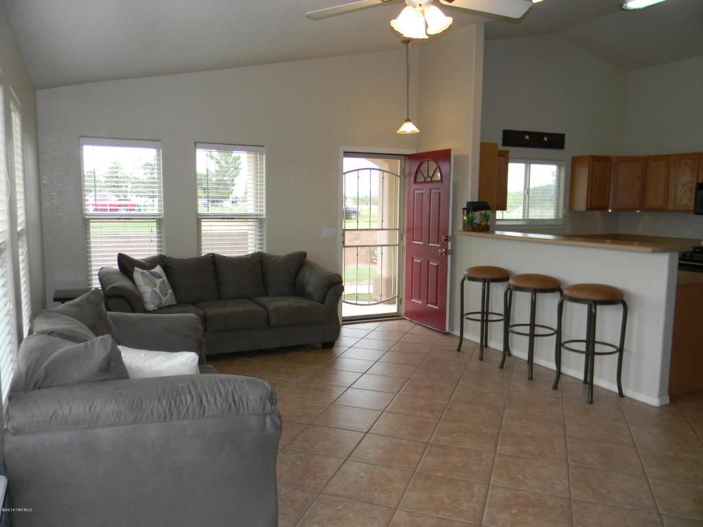 10558 E Oneil Rd, Hereford, AZ 85615 photo 4