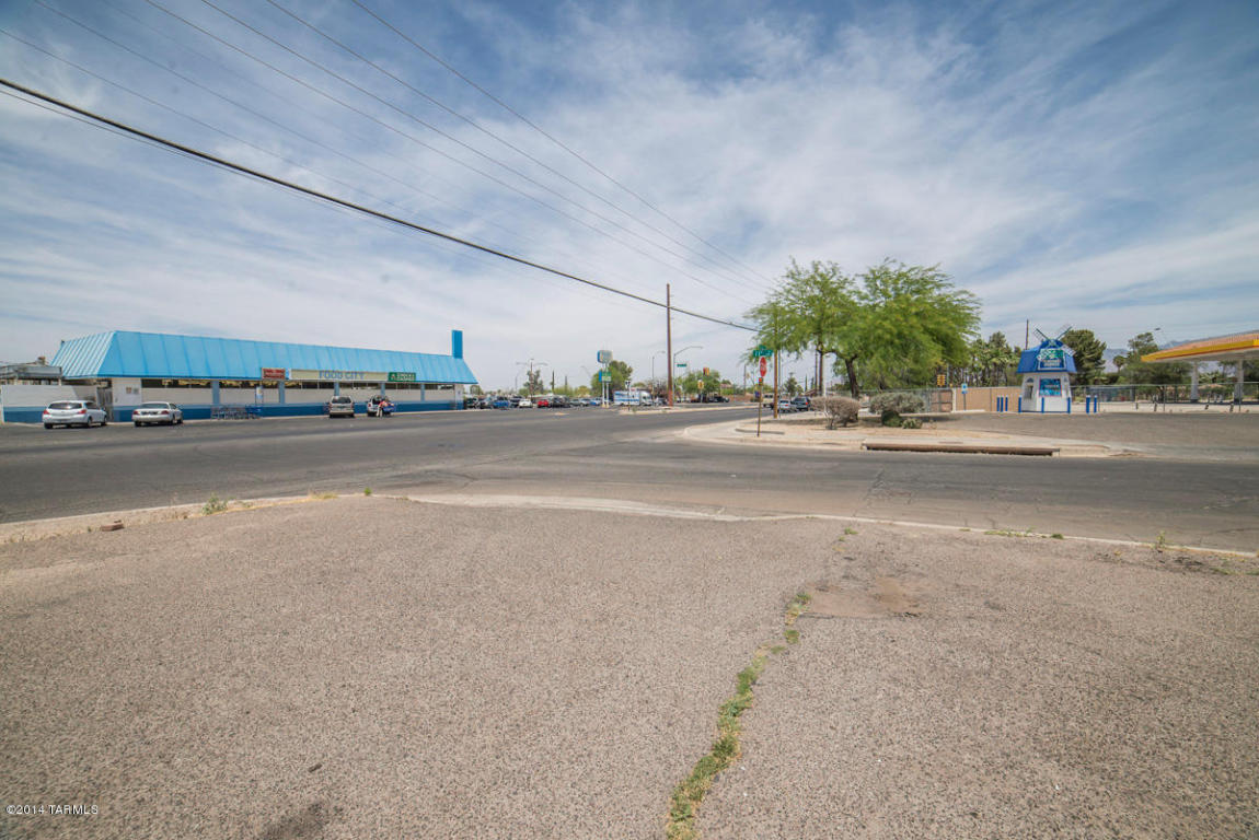 3100 E 23rd St, Tucson, AZ 85713 photo 18