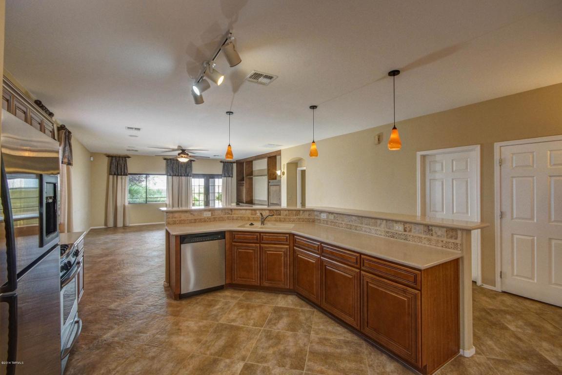 12649 E Red Iron Trl, Vail, AZ 85641 photo 4