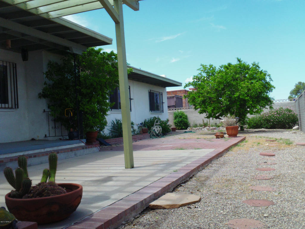 6821 E 3rd St, Tucson, AZ 85710 photo 7
