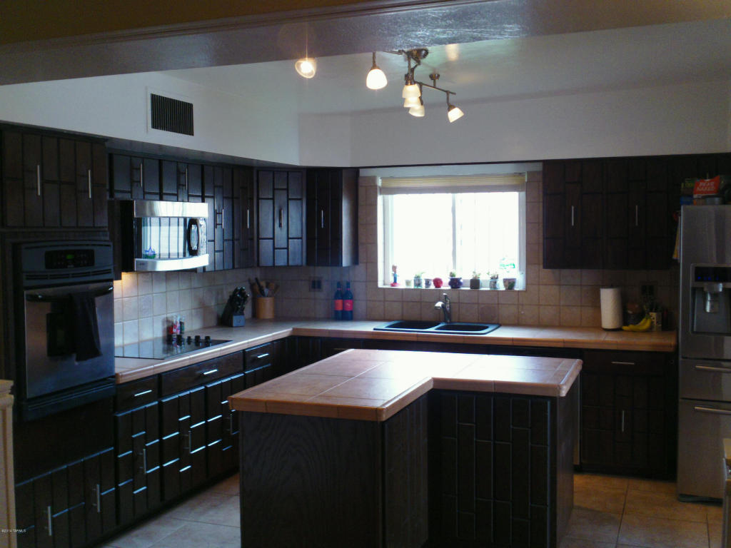 6821 E 3rd St, Tucson, AZ 85710 photo 6