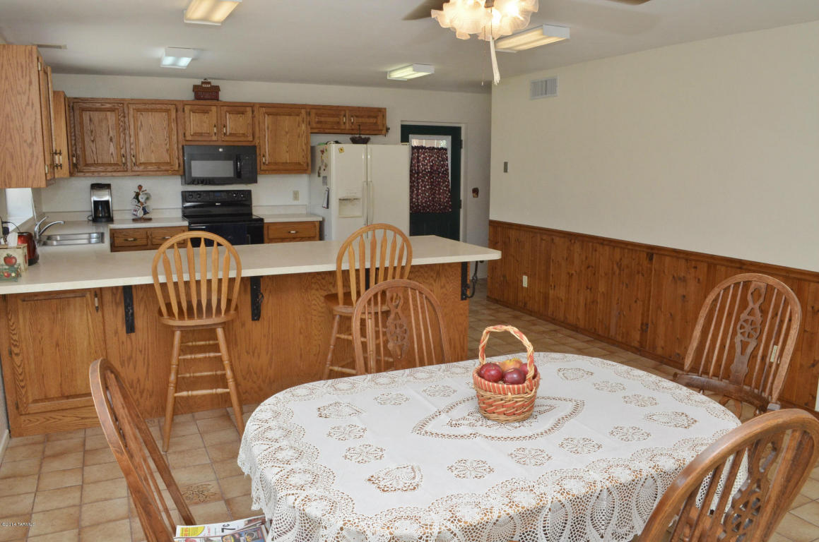 5454 Edwin Rd, Tucson, AZ 85739 photo 4
