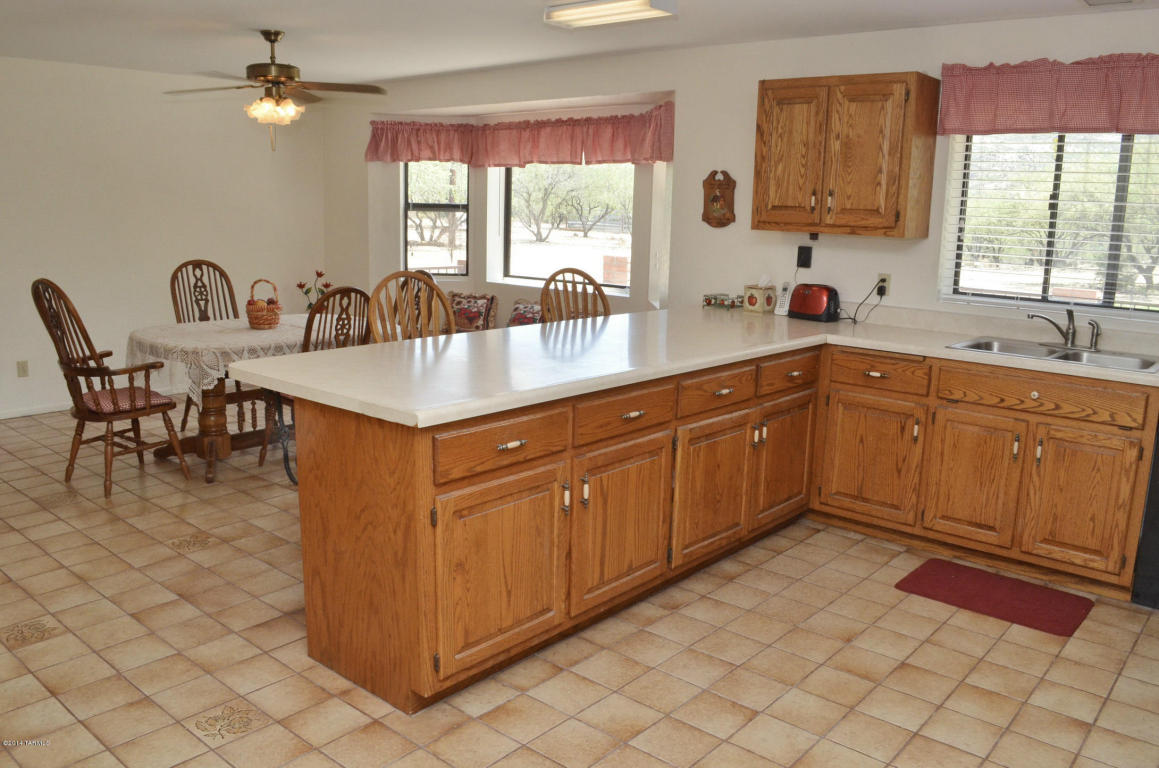 5454 Edwin Rd, Tucson, AZ 85739 photo 13