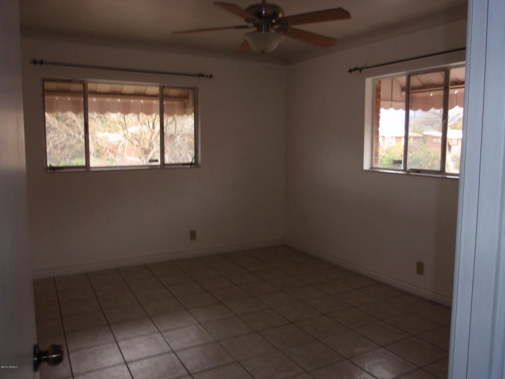 810 E Silver St, Tucson, AZ 85719 photo 9