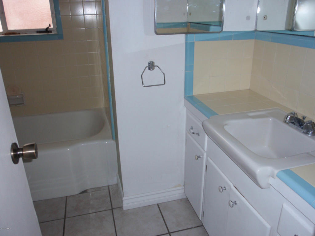 810 E Silver St, Tucson, AZ 85719 photo 13
