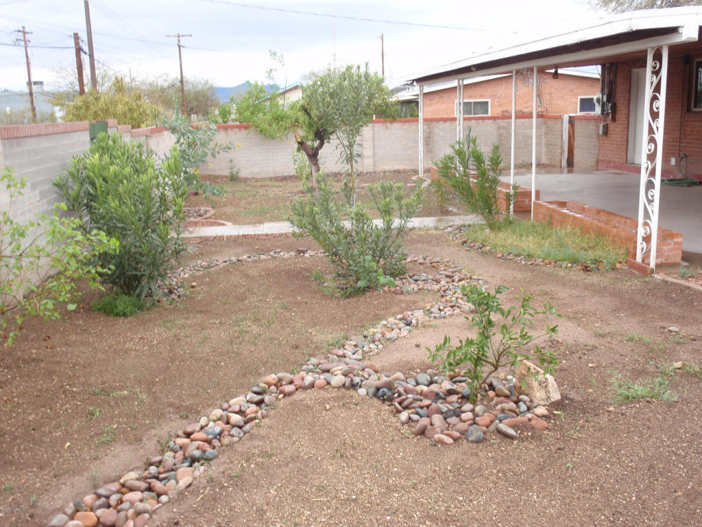 810 E Silver St, Tucson, AZ 85719 photo 19