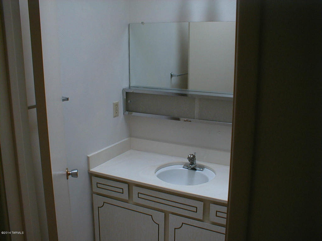 9357 E 39th St, Tucson, AZ 85730 photo 8
