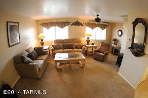 9465 E Simon Pl, Tucson, AZ 85710 photo 6