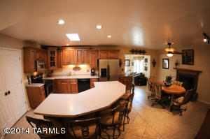 9465 E Simon Pl, Tucson, AZ 85710 photo 10