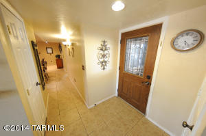 9465 E Simon Pl, Tucson, AZ 85710 photo 5