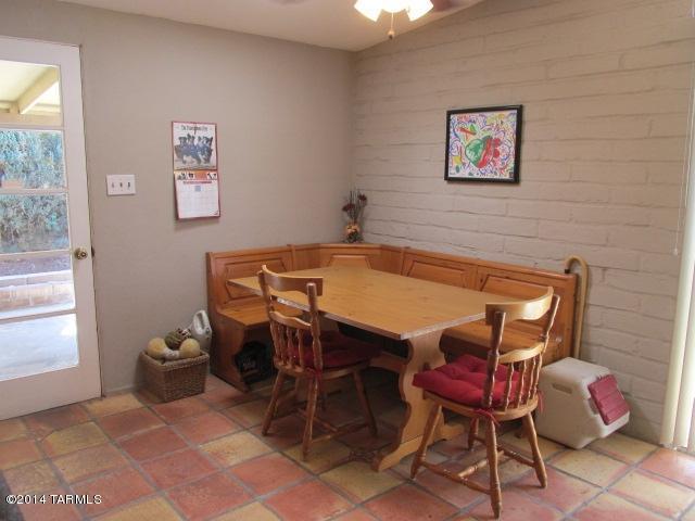 7911 E Julia Pl, Tucson, AZ 85710 photo 9