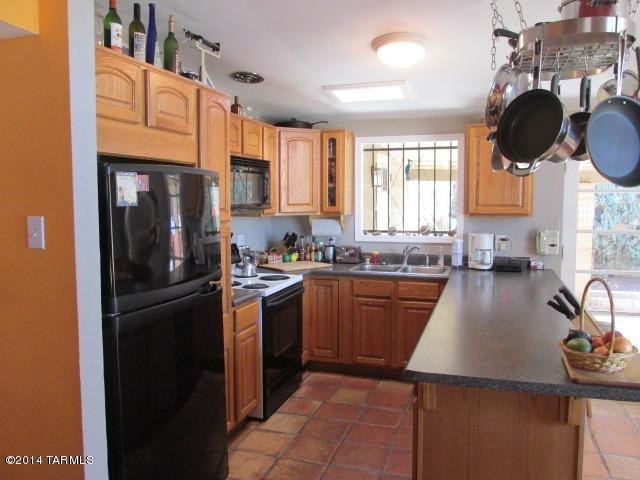 7911 E Julia Pl, Tucson, AZ 85710 photo 8