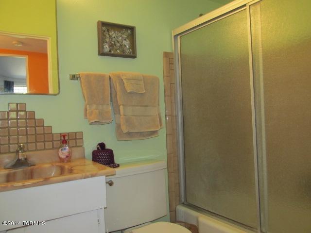 7911 E Julia Pl, Tucson, AZ 85710 photo 11