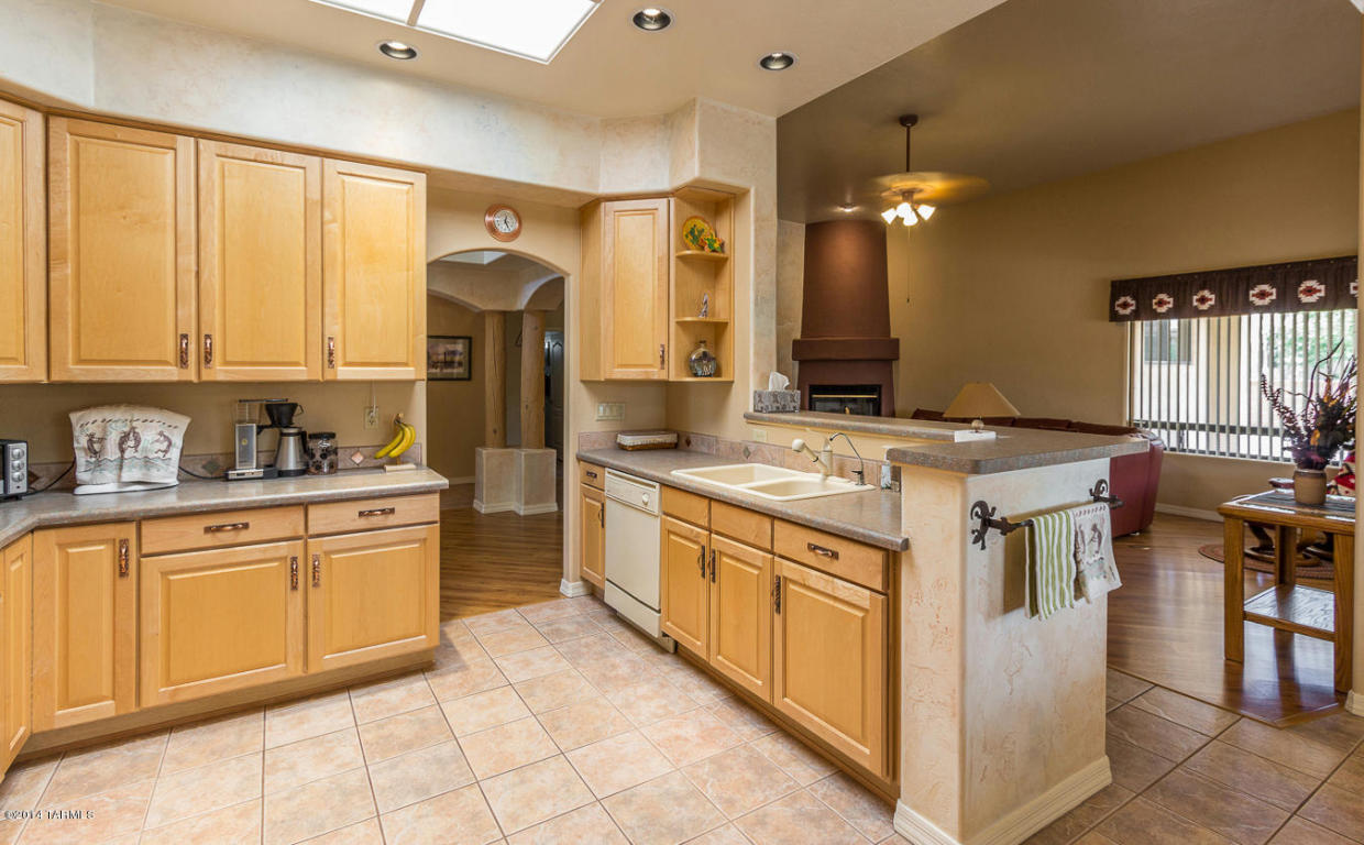 495 E Drawdown Trl, Vail, AZ 85641 photo 5