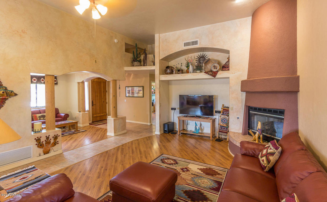 495 E Drawdown Trl, Vail, AZ 85641 photo 4