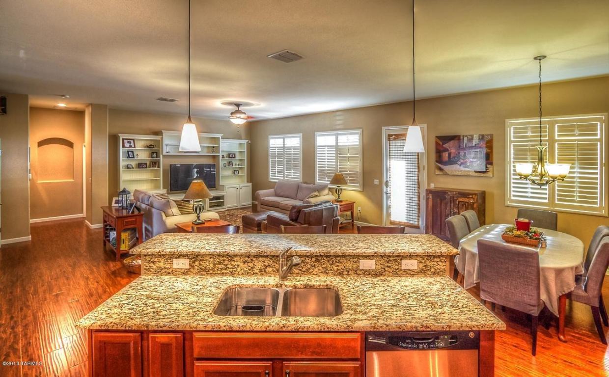 1014 S Seldon Pl, Vail, AZ 85641 photo 9