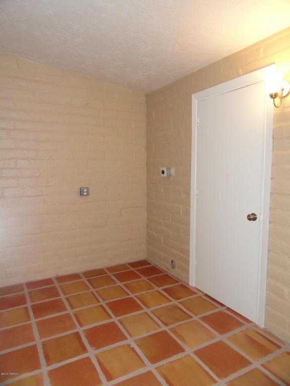 6749 E Lehigh Dr, Tucson, AZ 85710 photo 11