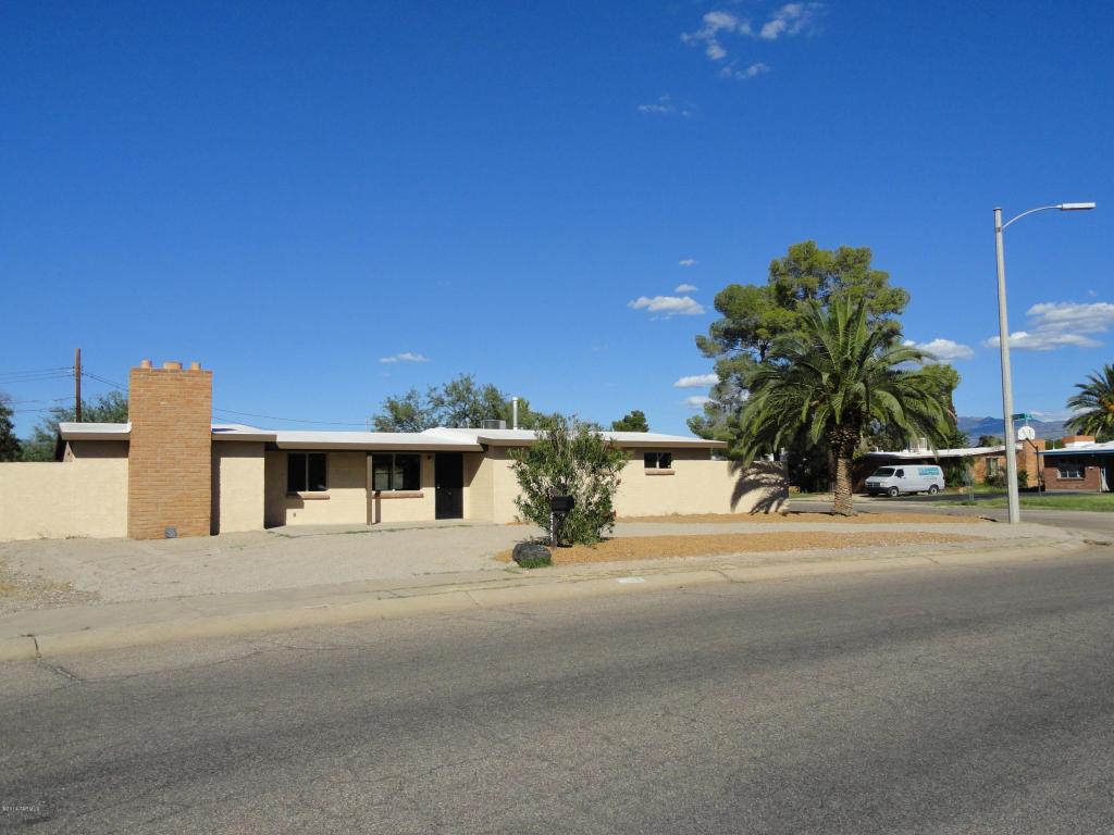 6749 E Lehigh Dr, Tucson, AZ 85710 photo 2