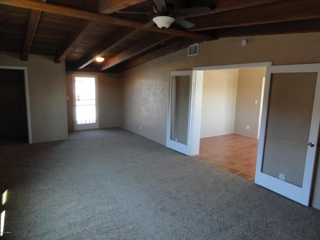 6749 E Lehigh Dr, Tucson, AZ 85710 photo 8