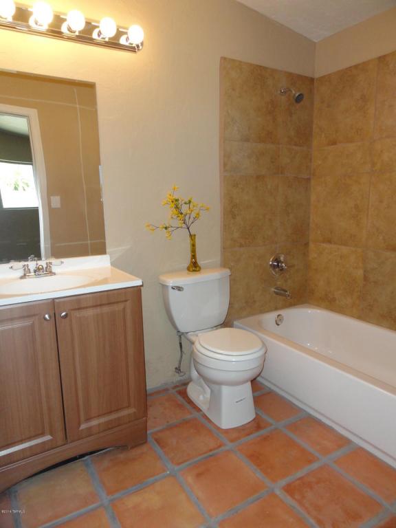 6749 E Lehigh Dr, Tucson, AZ 85710 photo 13
