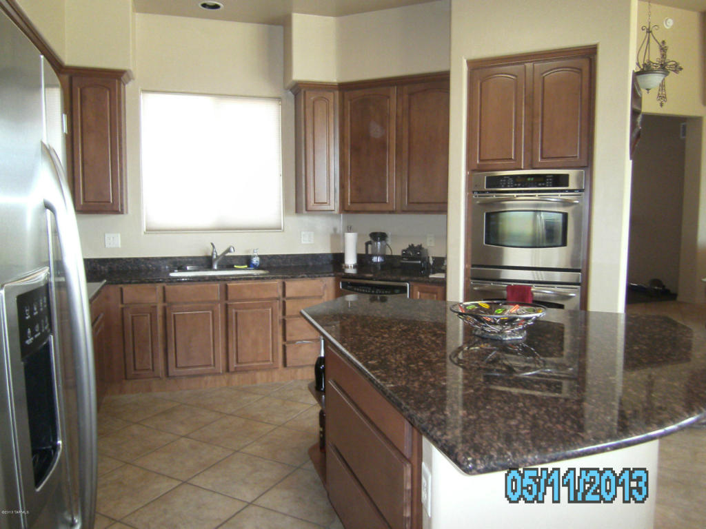 8381 S Triangle R Ranch Pl, Vail, AZ 85641 photo 9