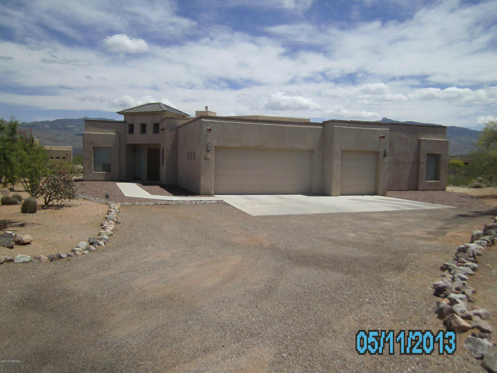 8381 S Triangle R Ranch Pl, Vail, AZ 85641 photo 3