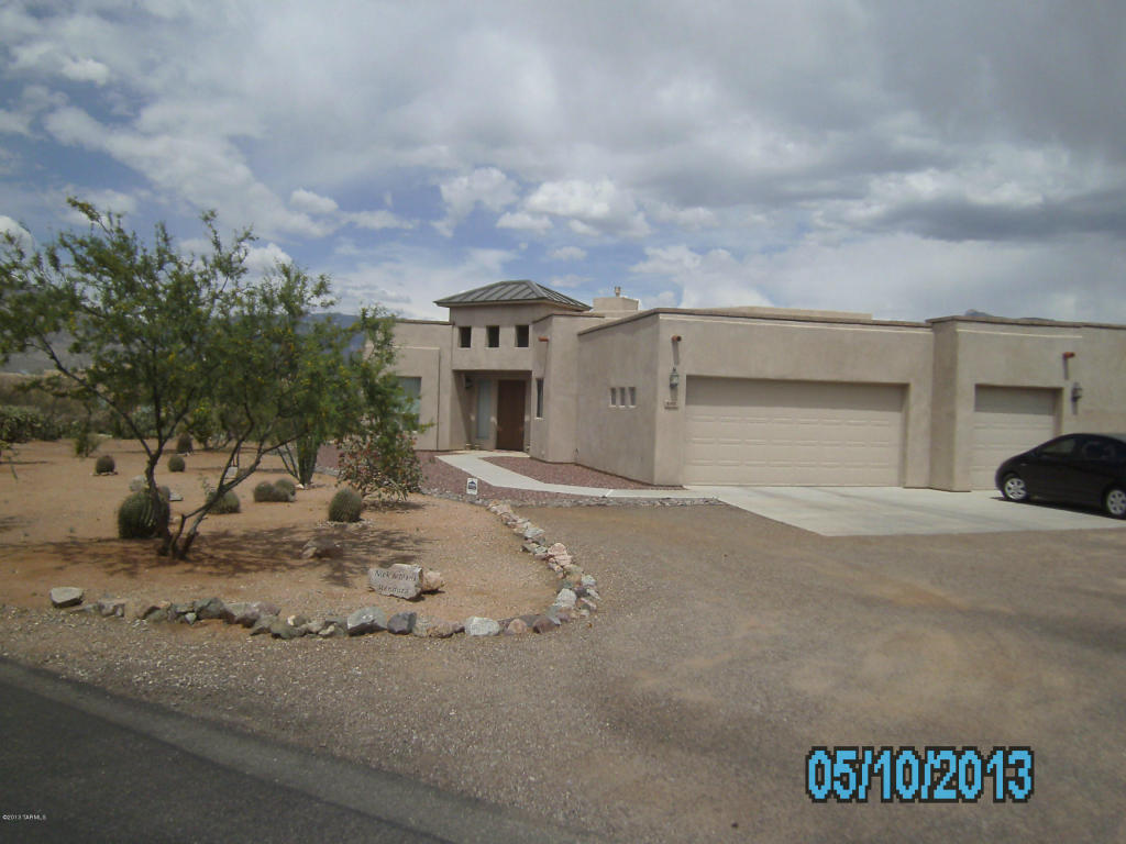 8381 S Triangle R Ranch Pl, Vail, AZ 85641 photo 2