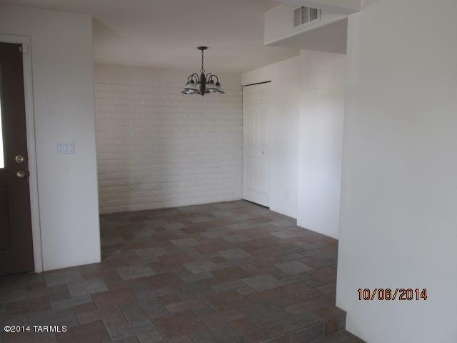 9502 E Thomas Pl, Tucson, AZ 85748 photo 3