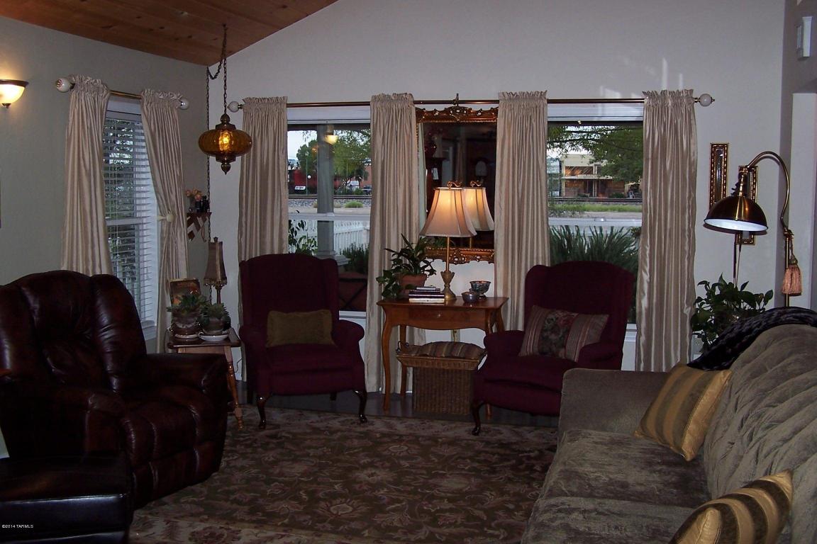 125 N Railview Ave, Willcox, AZ 85643 photo 3