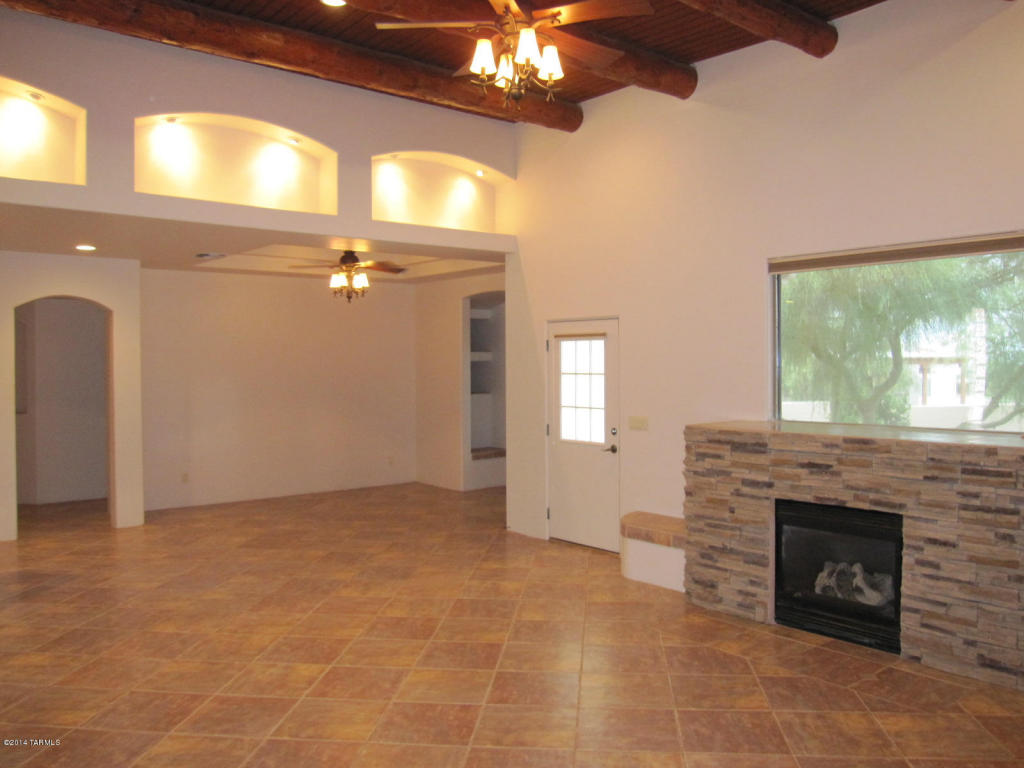533 E Drawdown Trl, Vail, AZ 85641 photo 3