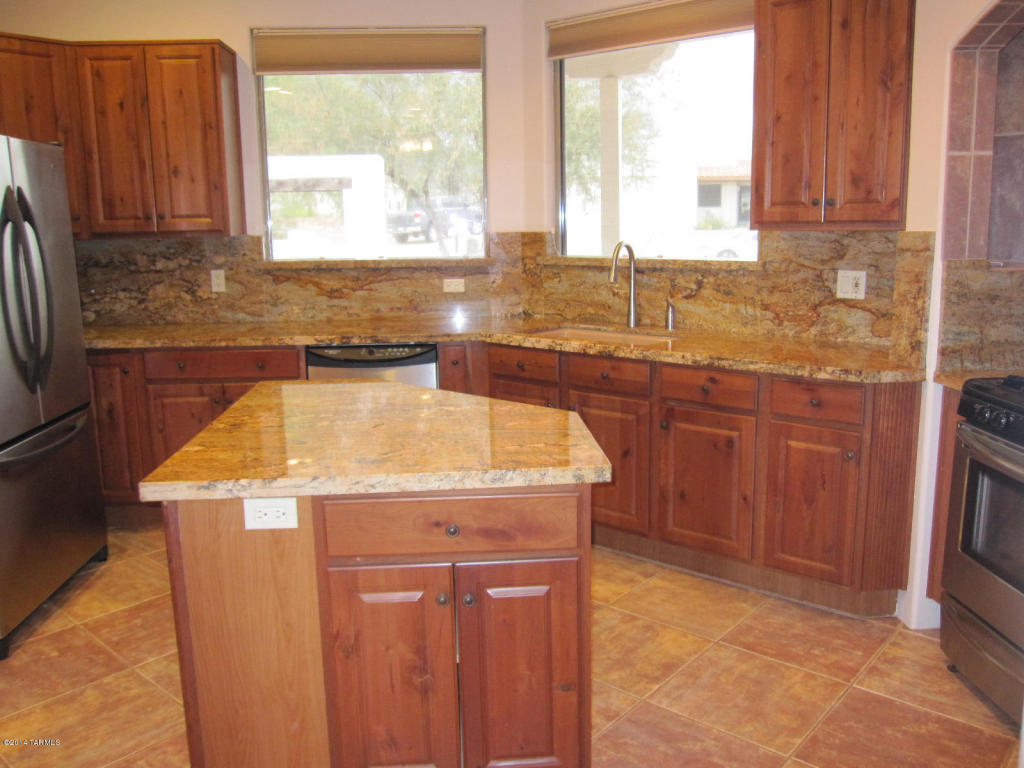533 E Drawdown Trl, Vail, AZ 85641 photo 4