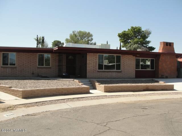 7830 E Hackberry, Tucson, AZ 85730 photo 1