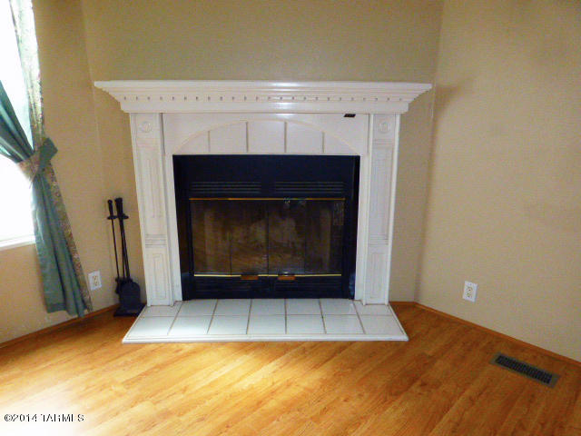 1045 E Sonora Verde Dr, Benson, AZ 85602 photo 5