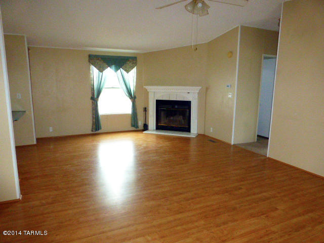 1045 E Sonora Verde Dr, Benson, AZ 85602 photo 4