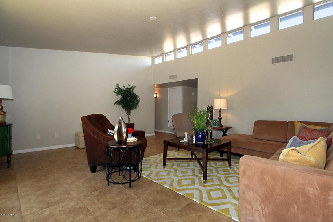 7600 E Hampton Pl, Tucson, AZ 85715 photo 7