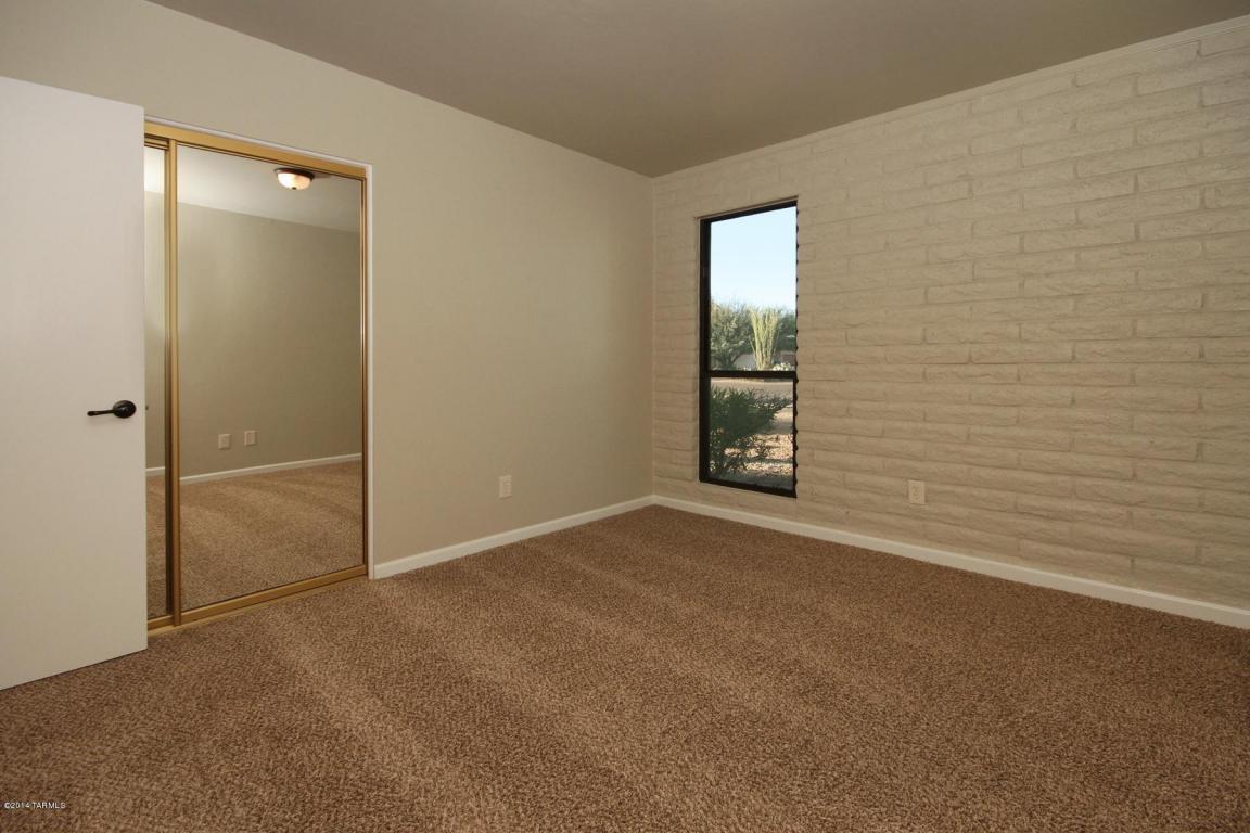 7600 E Hampton Pl, Tucson, AZ 85715 photo 17